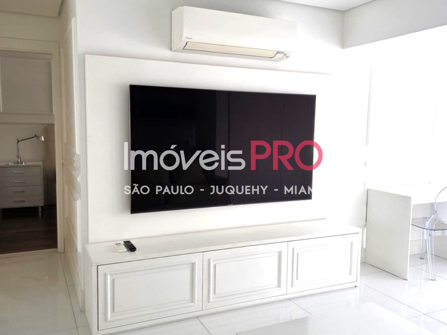 Foto :: IP40416