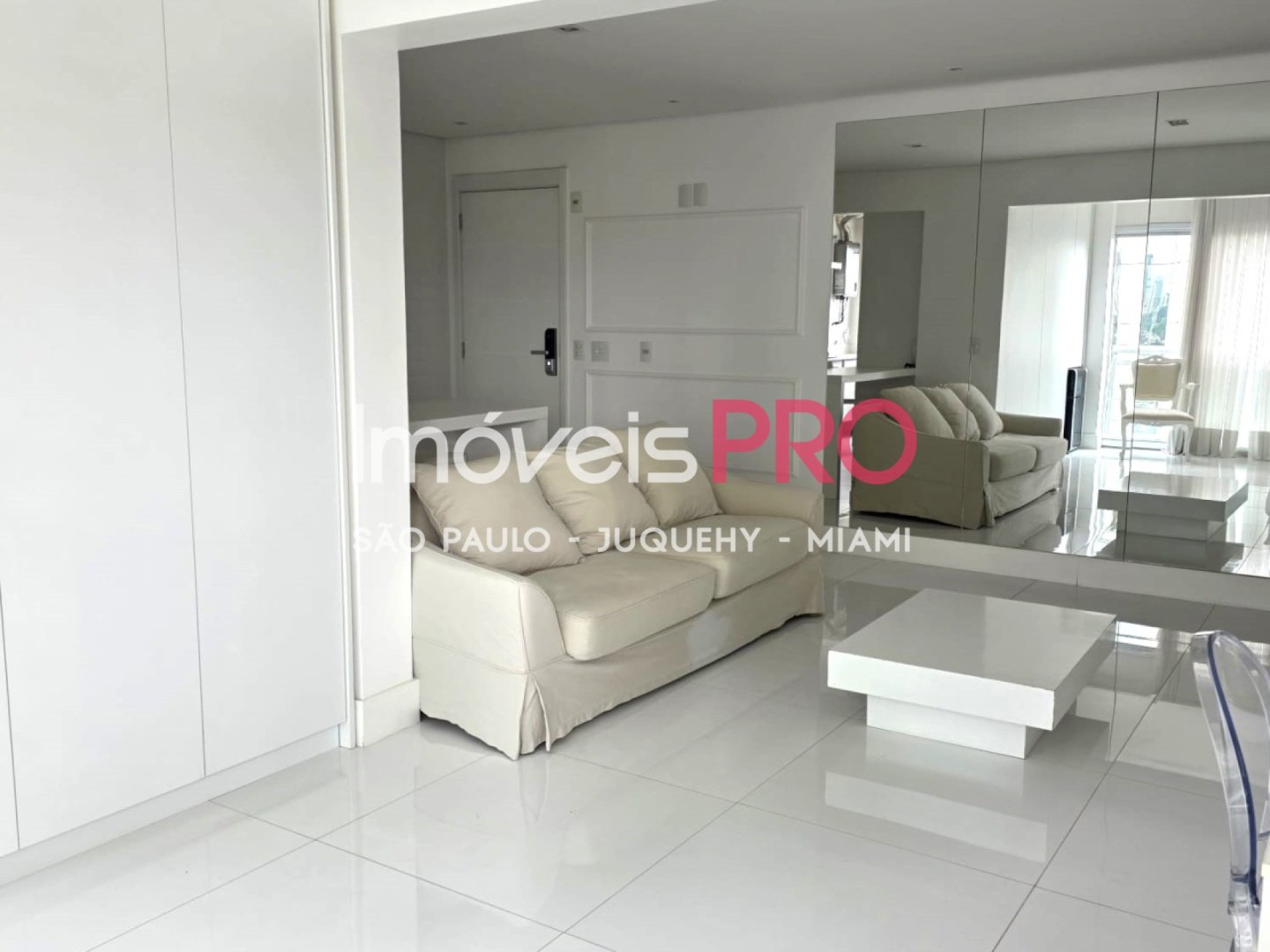 Foto :: IP40416