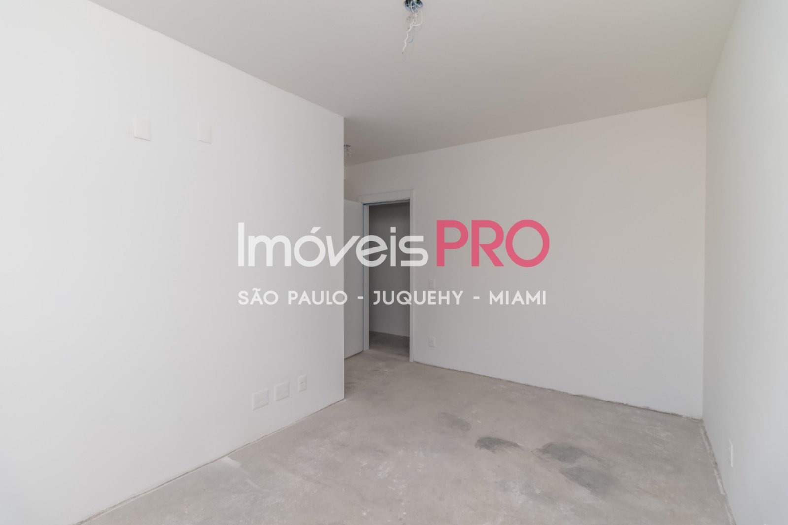 Foto :: https://assets.imoveispro.com.br/thumb/IP40419/apartamento-venda-alto-de-pinheiros_IP40419_23_1920x1080.jpg?