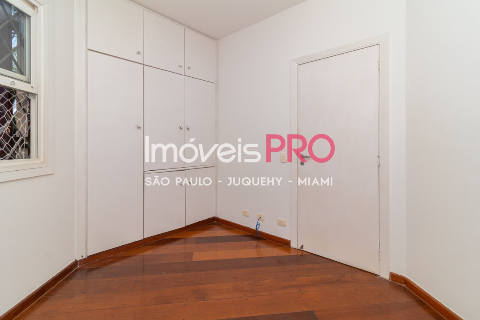 Foto :: https://assets.imoveispro.com.br/thumb/IP40423/sobrado-venda-jardim-dos-estados_IP40423_41_1920x1080.jpg?