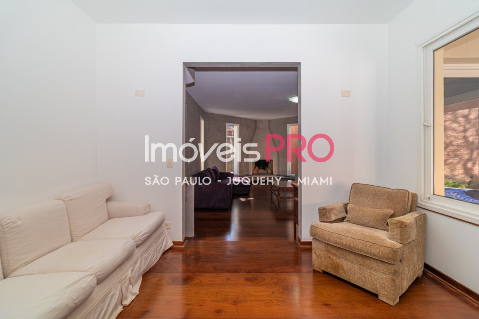 Foto :: IP40423