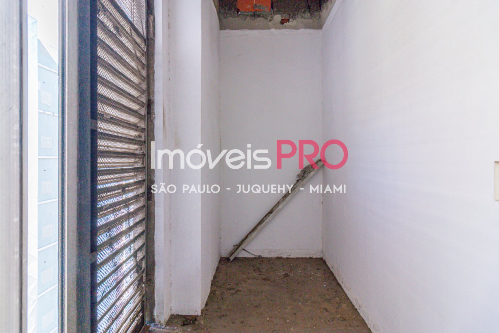 Foto :: https://assets.imoveispro.com.br/thumb/IP40430/laje-aluguel-cerqueira-cesar_IP40430_11_1920x1080.jpg?