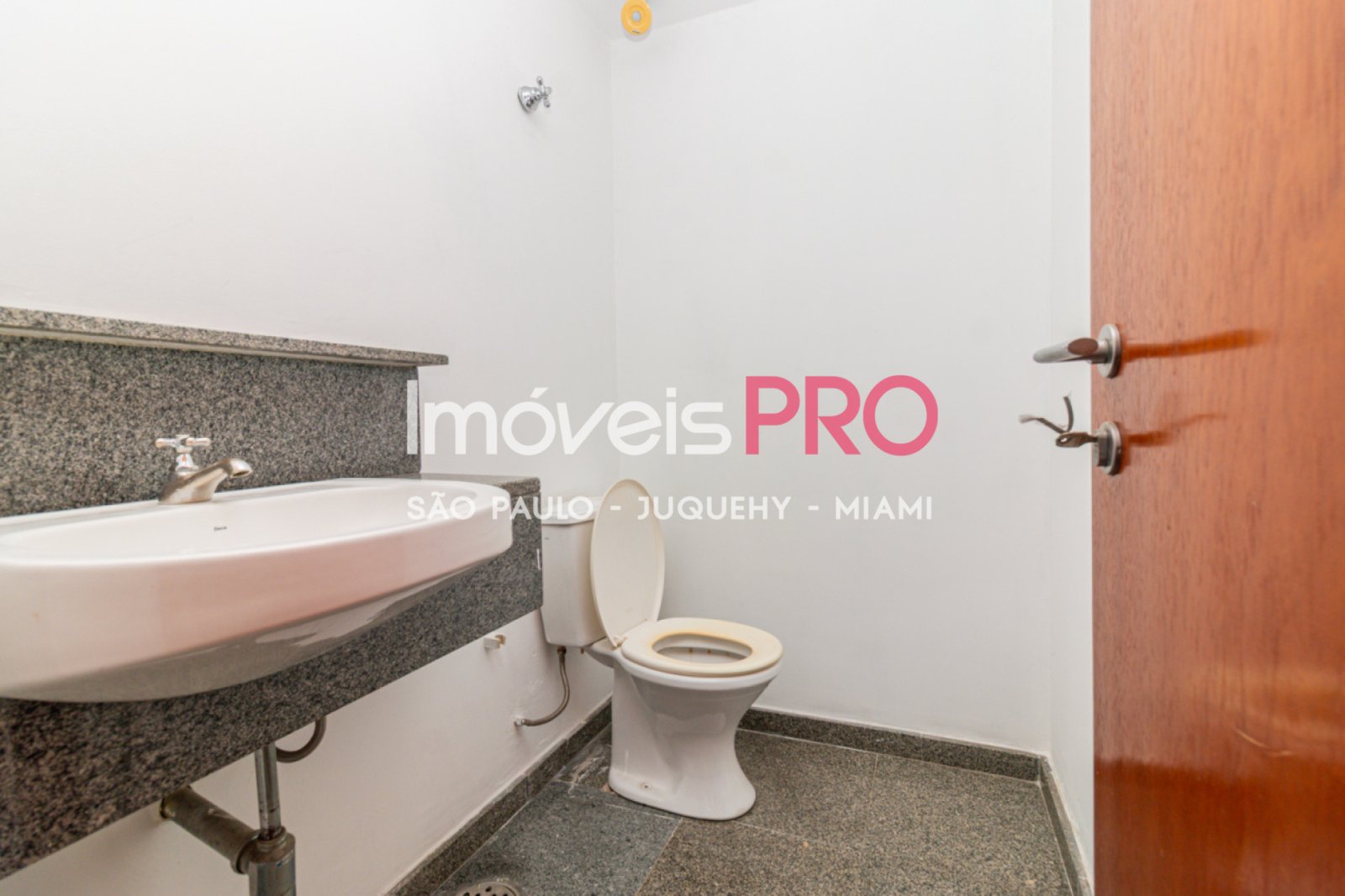Foto :: https://assets.imoveispro.com.br/thumb/IP40430/laje-aluguel-cerqueira-cesar_IP40430_29_1920x1080.jpg?