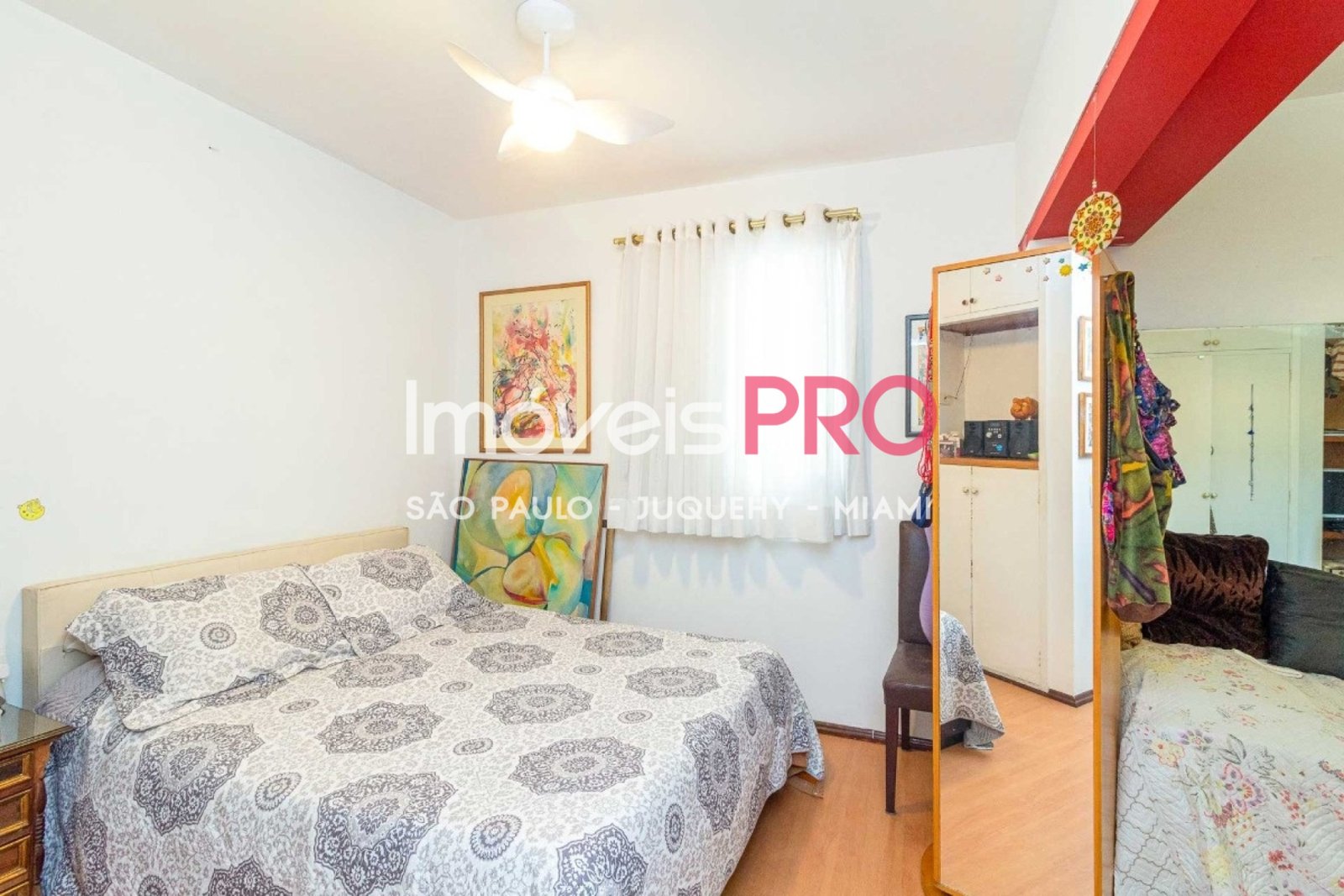 Foto :: IP40435