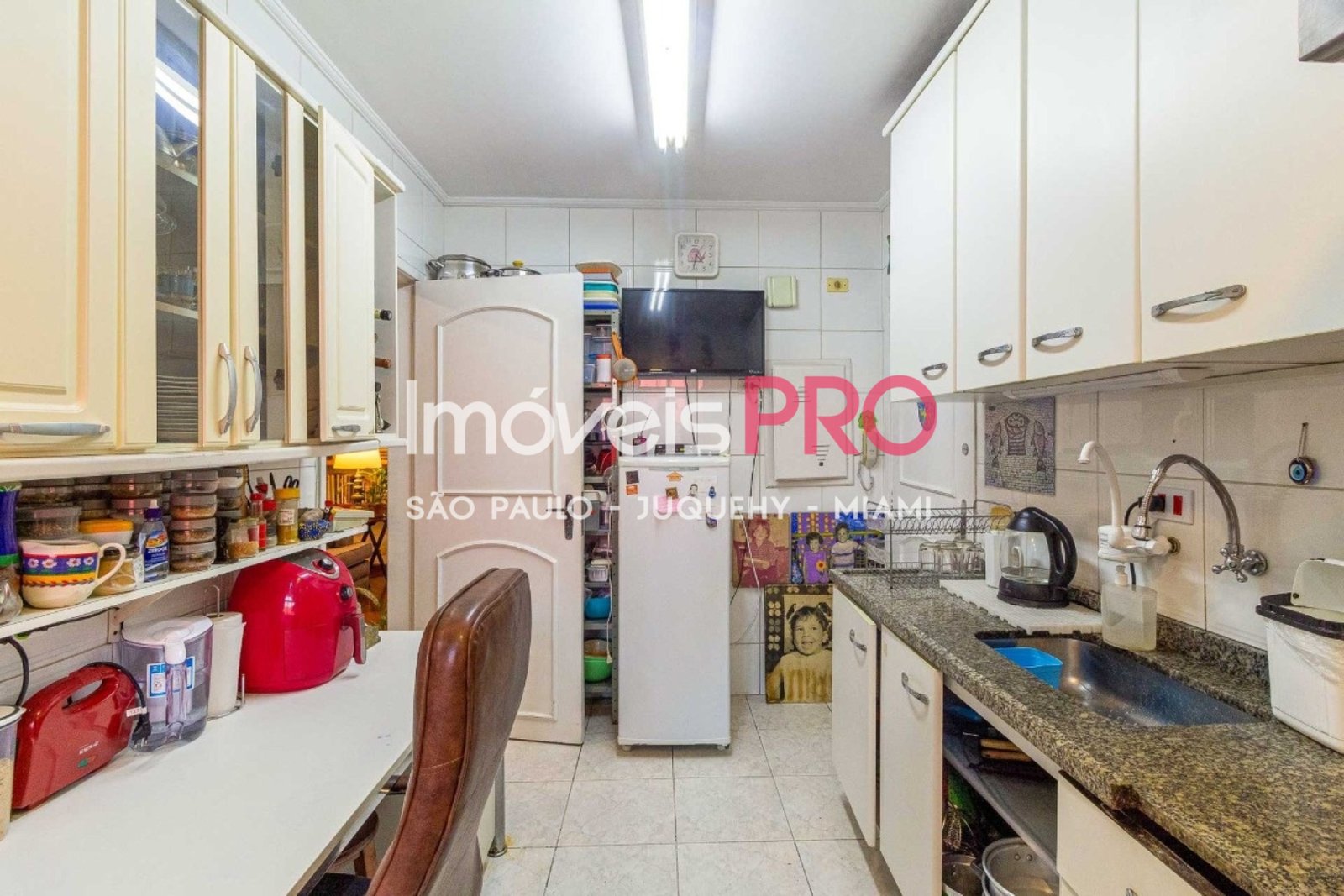 Foto :: IP40435