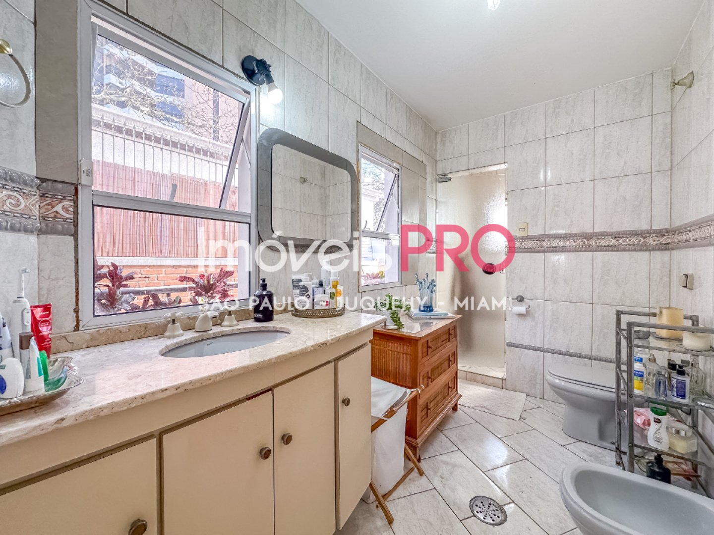 Foto :: https://assets.imoveispro.com.br/thumb/IP40445/sobrado-venda-vila-mariana_IP40445_11_1920x1080.jpg?