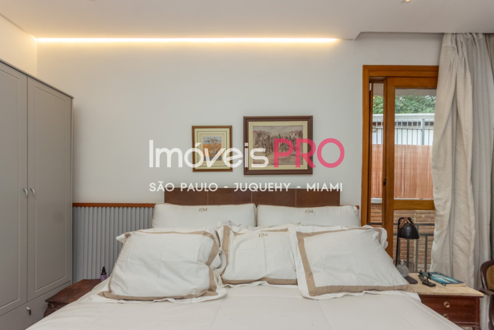 Foto :: https://assets.imoveispro.com.br/thumb/IP40445/sobrado-venda-vila-mariana_IP40445_17_1920x1080.jpg?