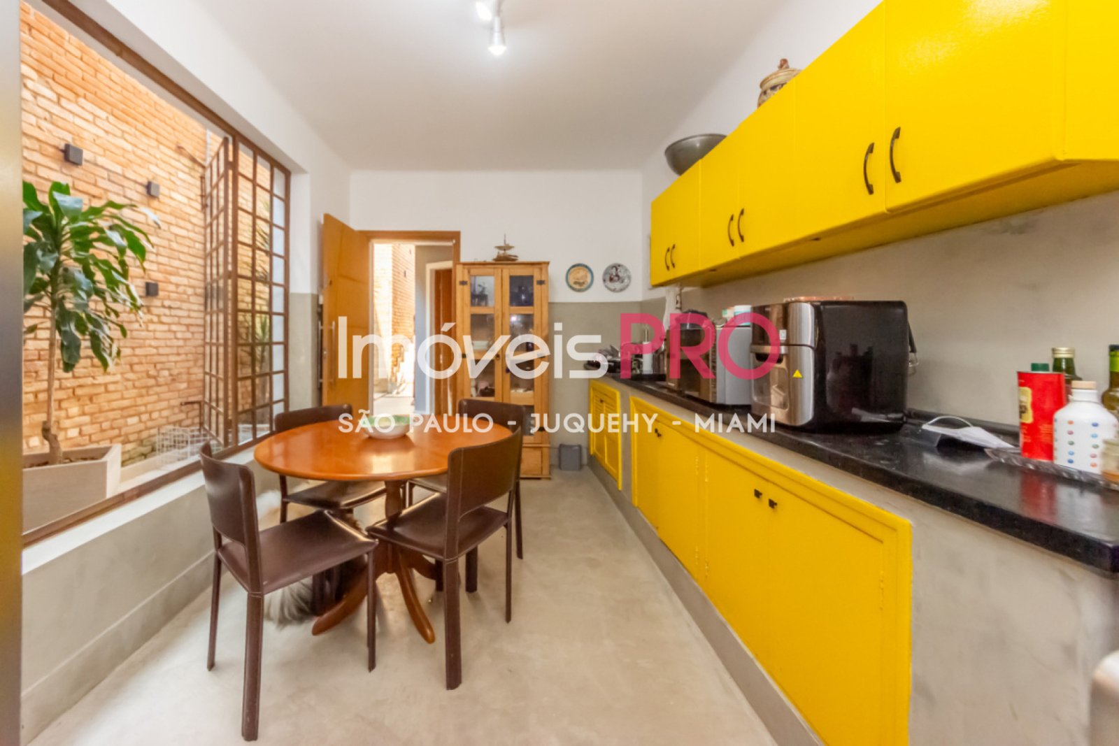 Foto :: https://assets.imoveispro.com.br/thumb/IP40445/sobrado-venda-vila-mariana_IP40445_23_1920x1080.jpg?