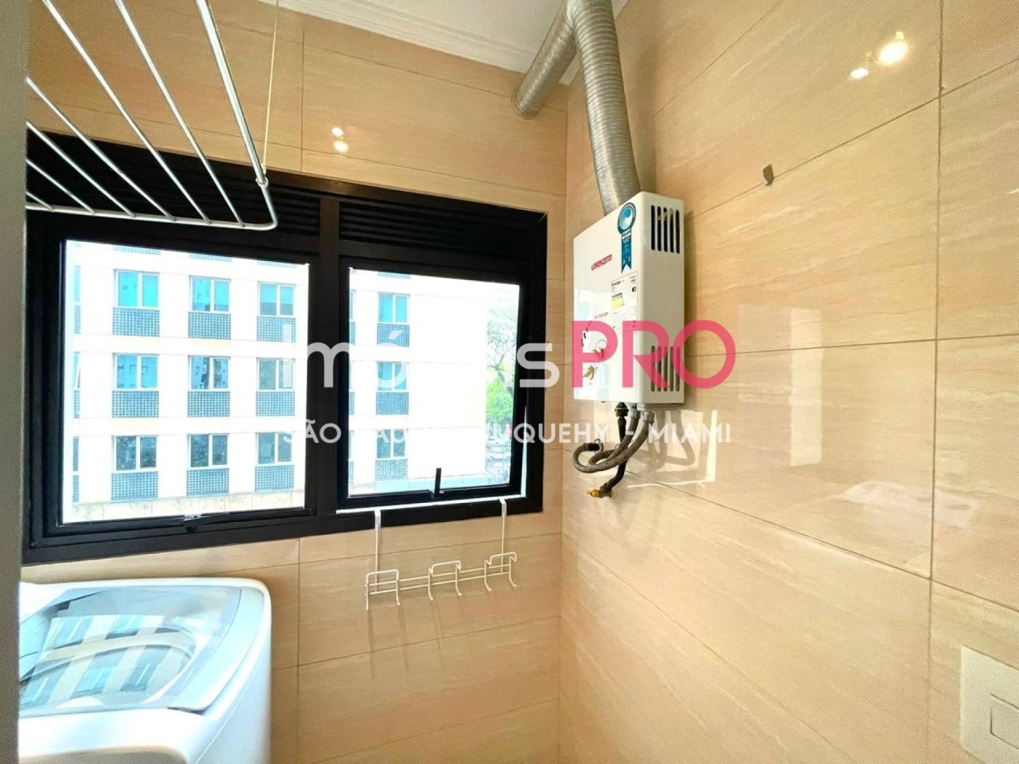 Foto :: IP40451