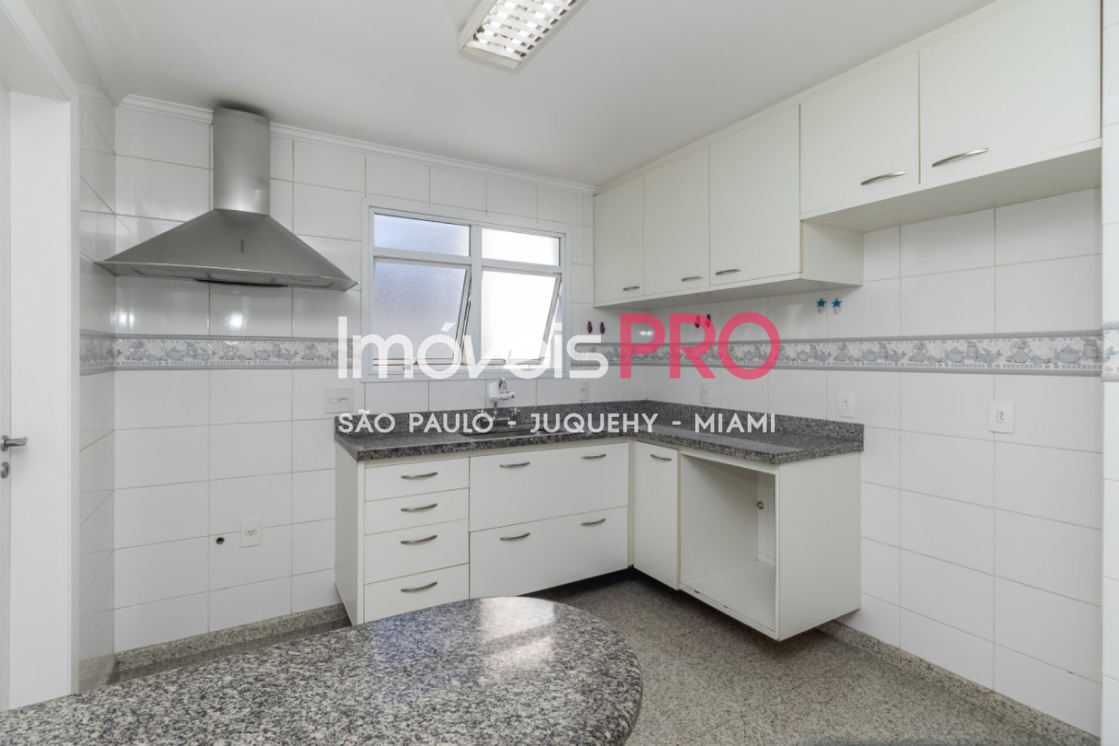 Foto :: https://assets.imoveispro.com.br/thumb/IP40465/condominio-venda-jardim-cordeiro_IP40465_23_1920x1080.jpg?