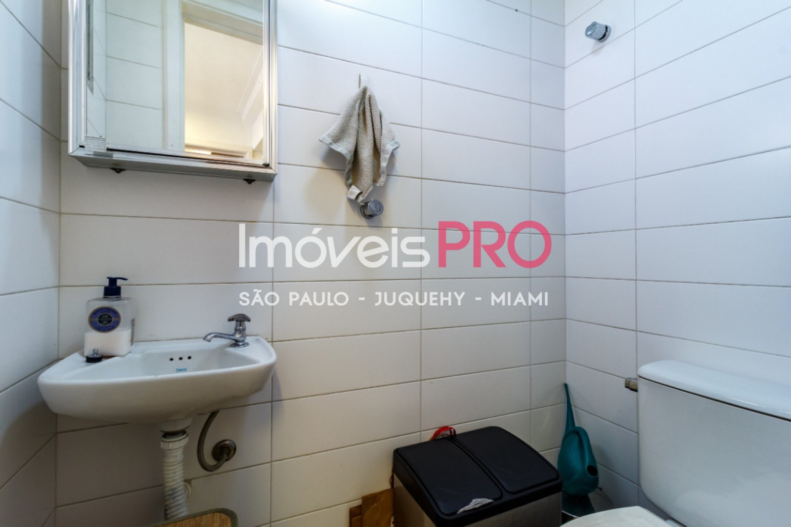 Foto :: IP40494