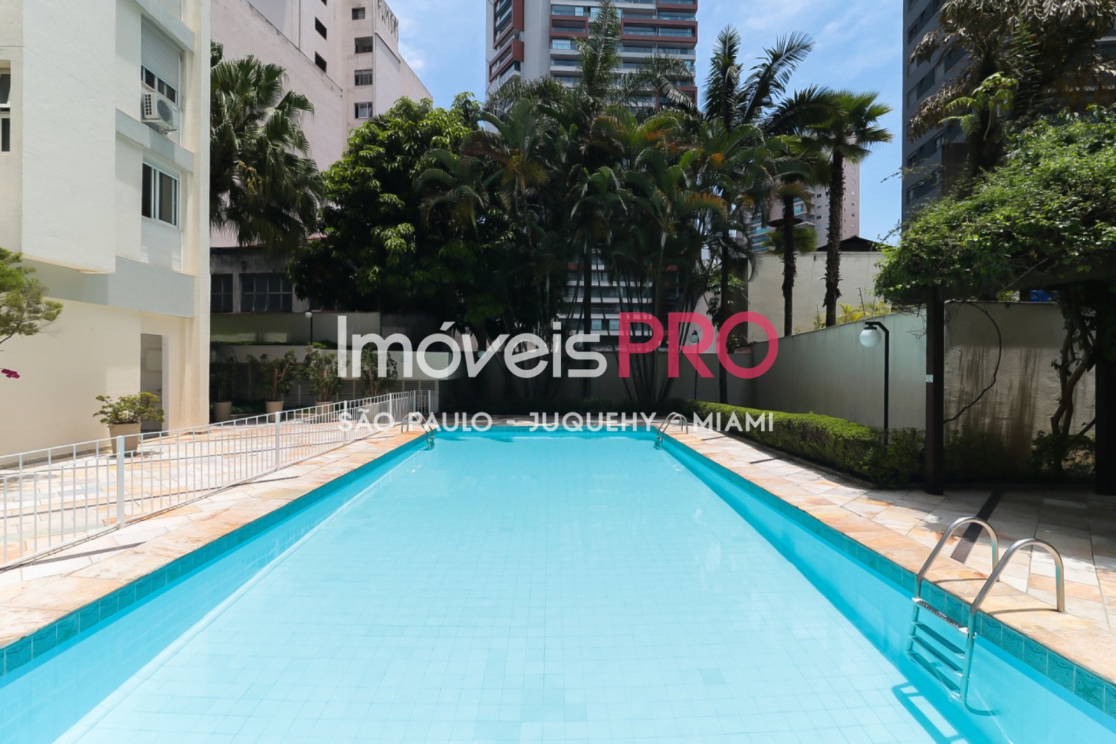 Foto :: IP40494