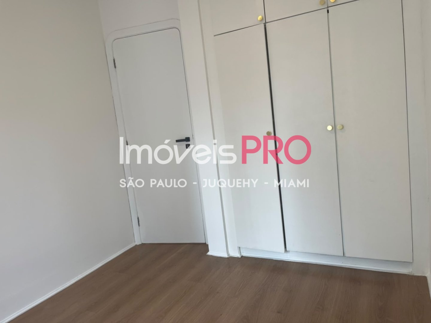 Foto :: https://assets.imoveispro.com.br/thumb/IP40496/apartamento-aluguel-moema-indios_IP40496_23_1920x1080.jpg?
