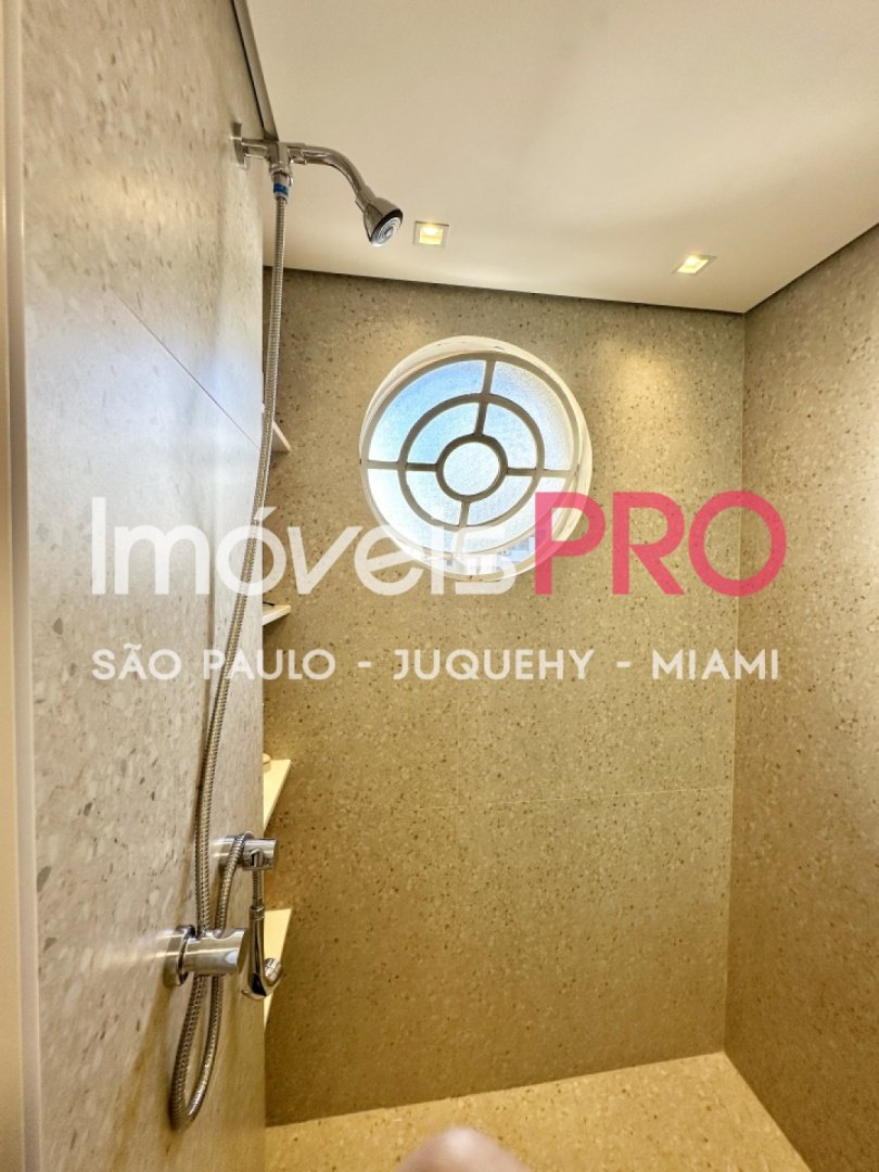Foto :: IP40502