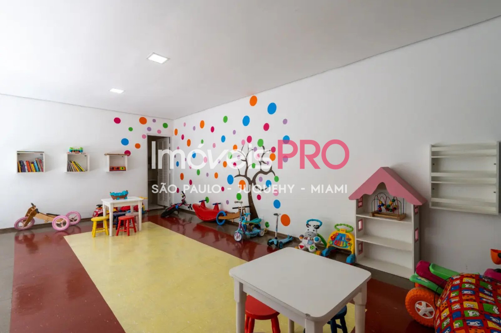 Foto :: https://assets.imoveispro.com.br/thumb/IP40504/apartamento-venda-vila-nova-conceicao_IP40504_35_1920x1080.jpg?
