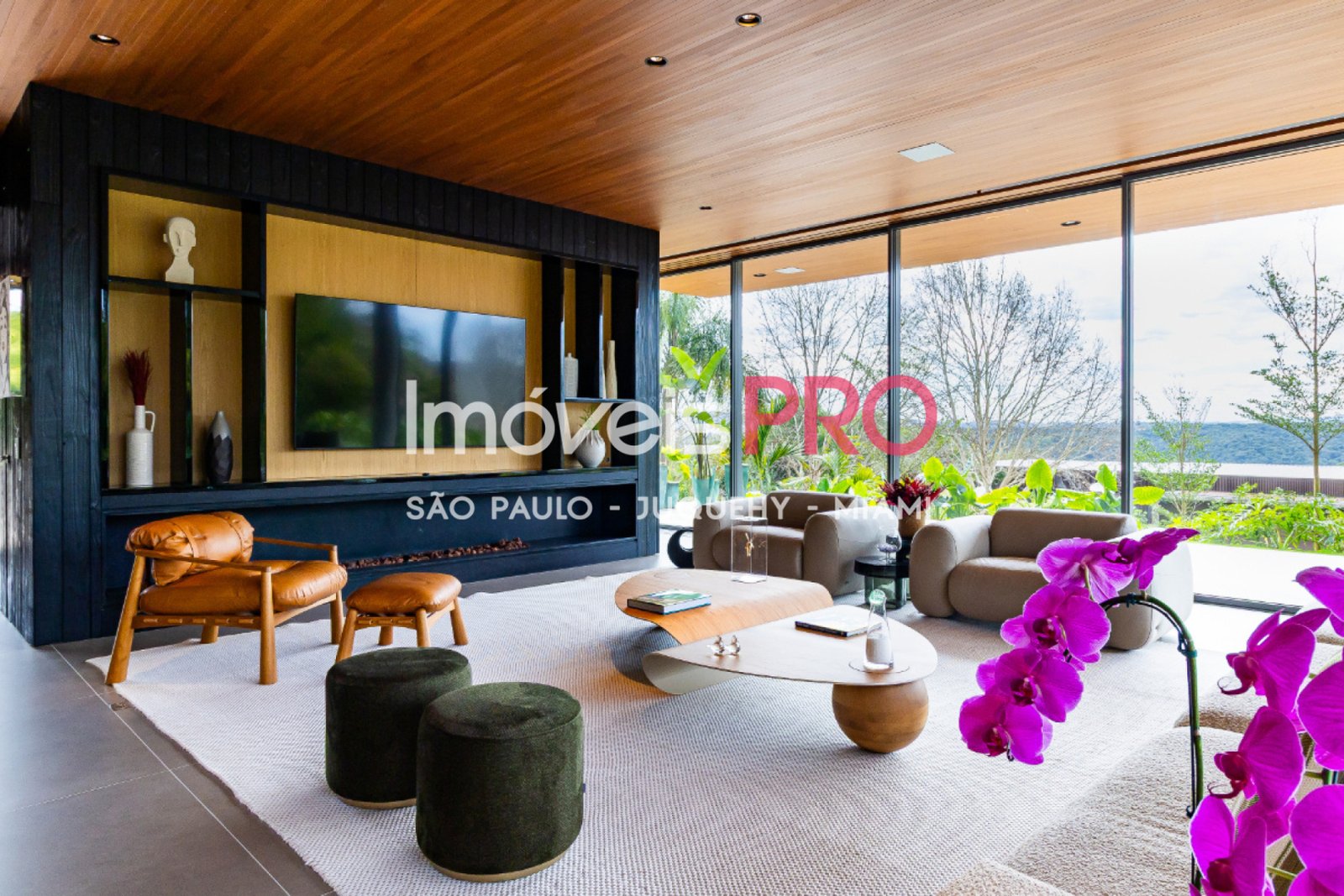 Foto :: https://assets.imoveispro.com.br/thumb/IP40510/condominio-venda-transurb_IP40510_11_1920x1080.jpg?