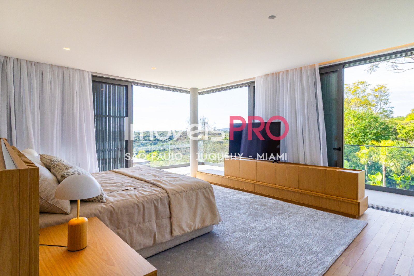 Foto :: https://assets.imoveispro.com.br/thumb/IP40510/condominio-venda-transurb_IP40510_35_1920x1080.jpg?
