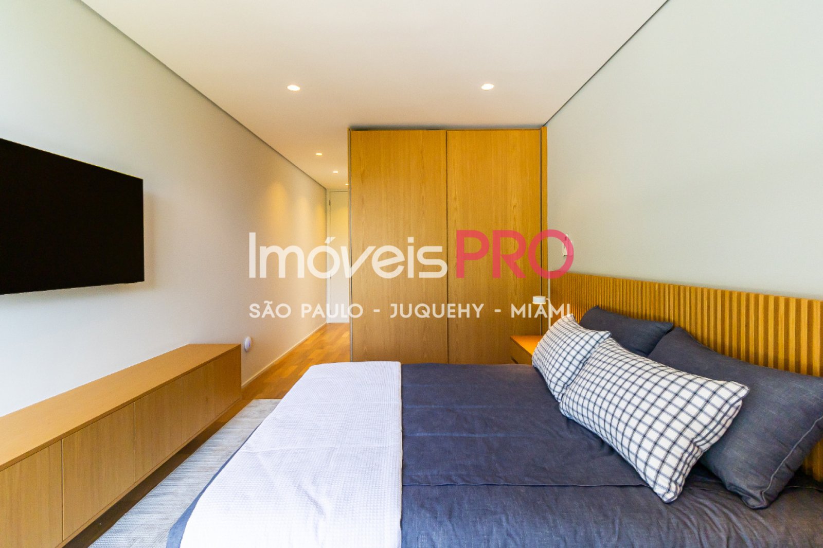 Foto :: https://assets.imoveispro.com.br/thumb/IP40510/condominio-venda-transurb_IP40510_47_1920x1080.jpg?