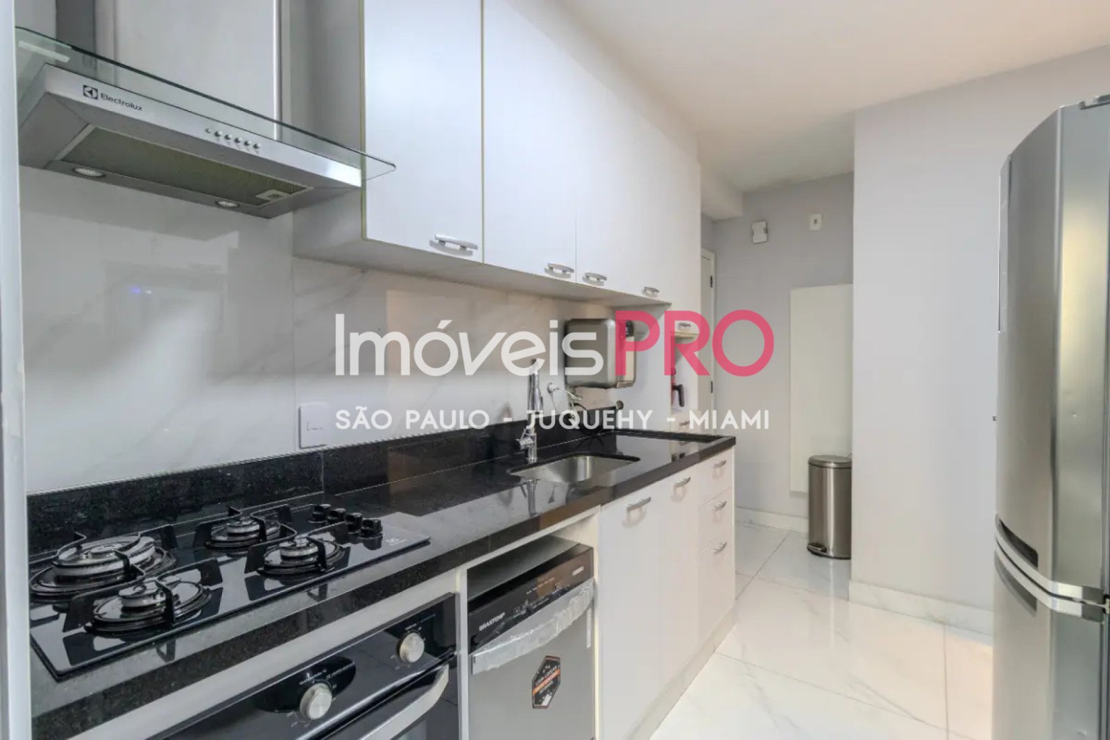 Foto :: https://assets.imoveispro.com.br/thumb/IP40512/apartamento-venda-campo-belo_IP40512_11_1920x1080.jpg?