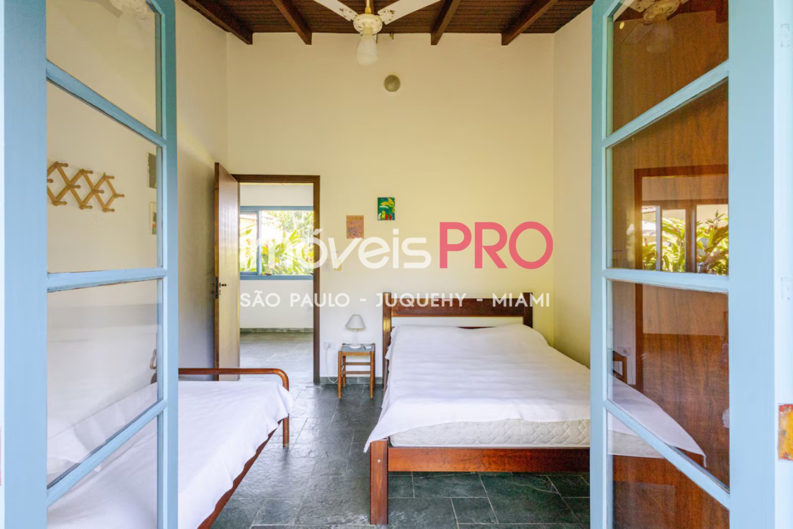 Foto :: https://assets.imoveispro.com.br/thumb/IP40519/sobrado-venda-praia-de-juquehy_IP40519_29_1920x1080.jpg?