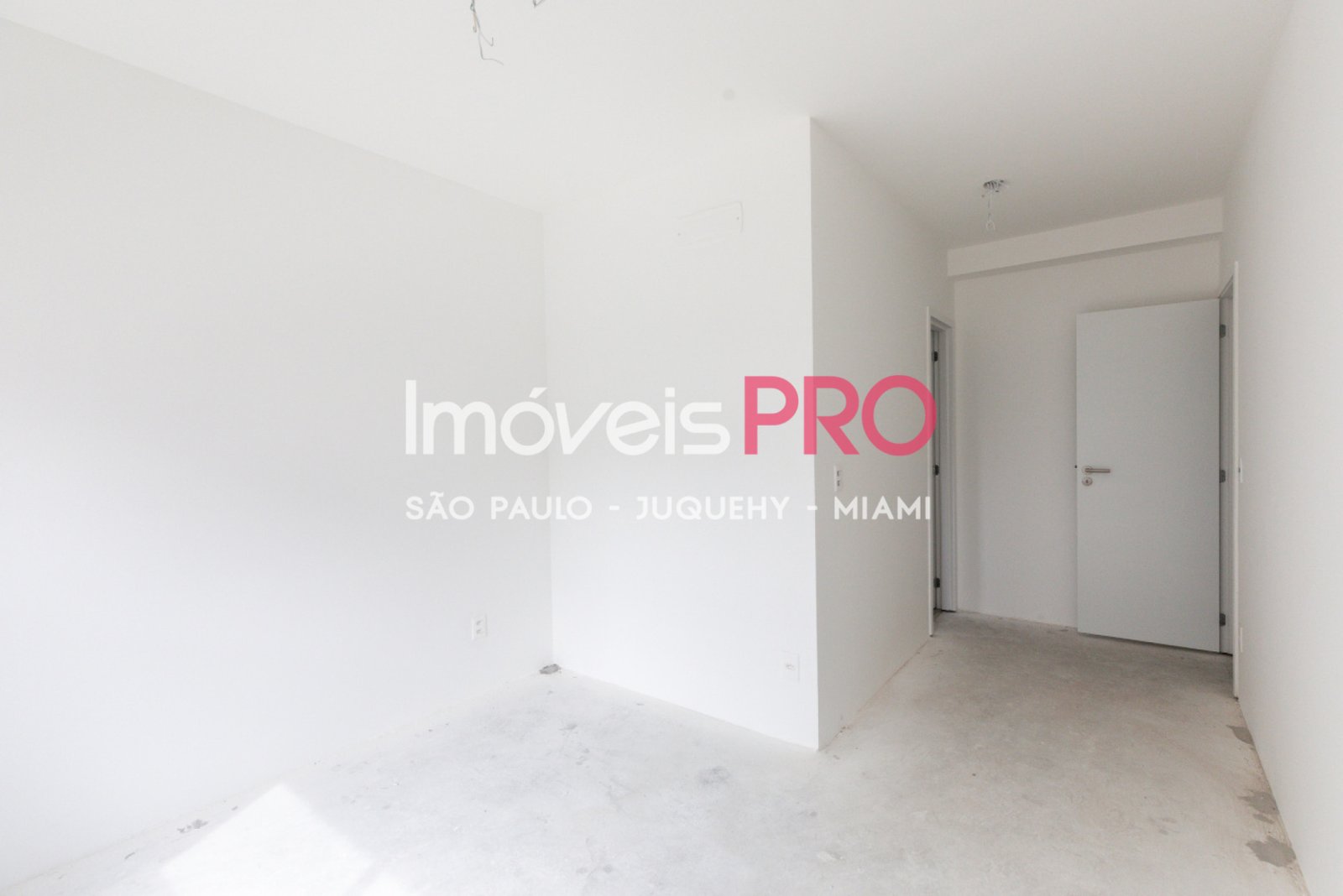 Foto :: https://assets.imoveispro.com.br/thumb/IP40529/apartamento-venda-moema_IP40529_35_1920x1080.jpg?