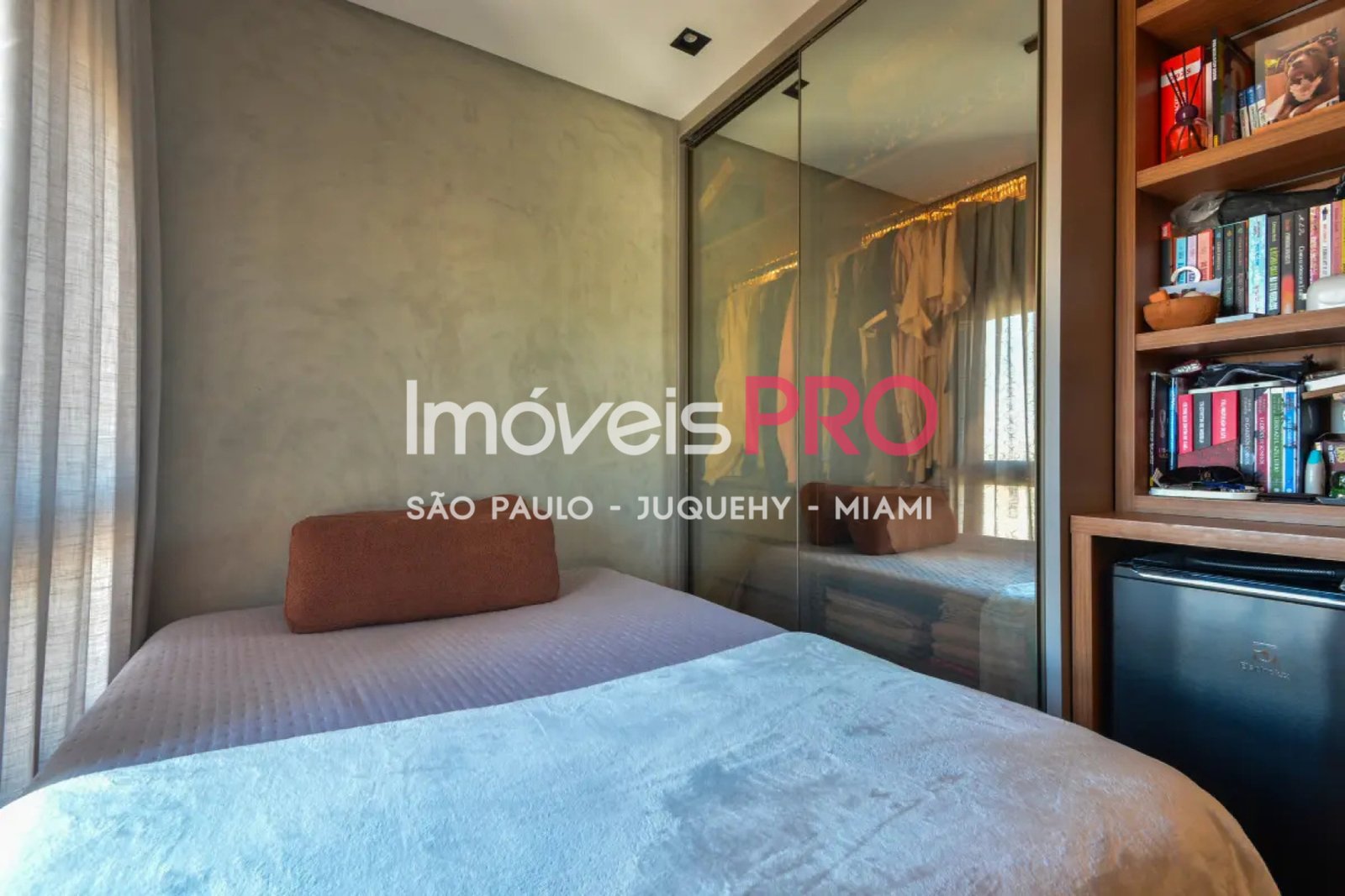 Foto :: https://assets.imoveispro.com.br/thumb/IP40532/apartamento-venda-jardim-vila-mariana_IP40532_17_1920x1080.jpg?