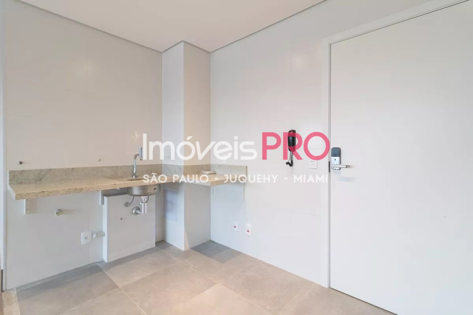 Foto :: https://assets.imoveispro.com.br/thumb/IP40536/studio-venda-itaim-bibi_IP40536_11_1920x1080.jpg?