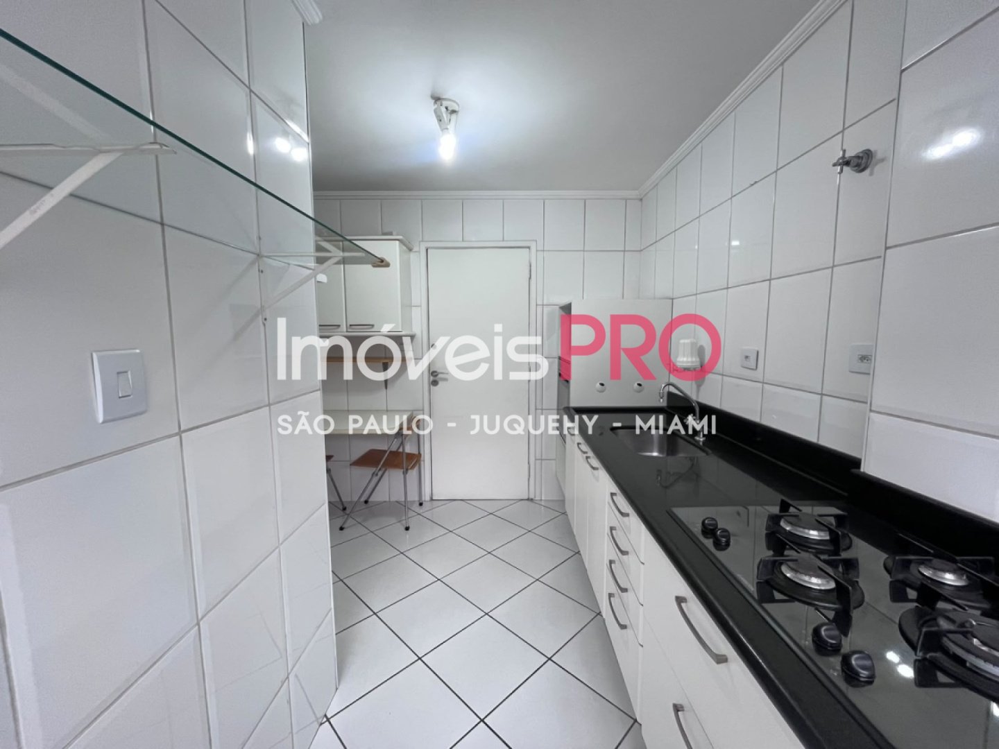 Foto :: IP40540