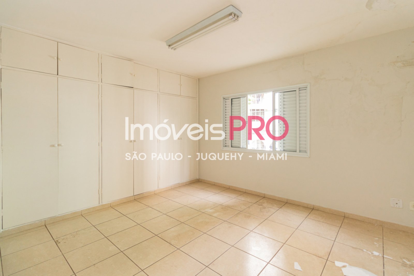 Foto :: https://assets.imoveispro.com.br/thumb/IP40549/casa-venda-campo-belo_IP40549_11_1920x1080.jpg?