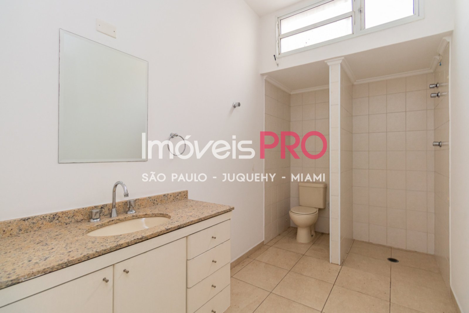 Foto :: https://assets.imoveispro.com.br/thumb/IP40549/casa-venda-campo-belo_IP40549_17_1920x1080.jpg?