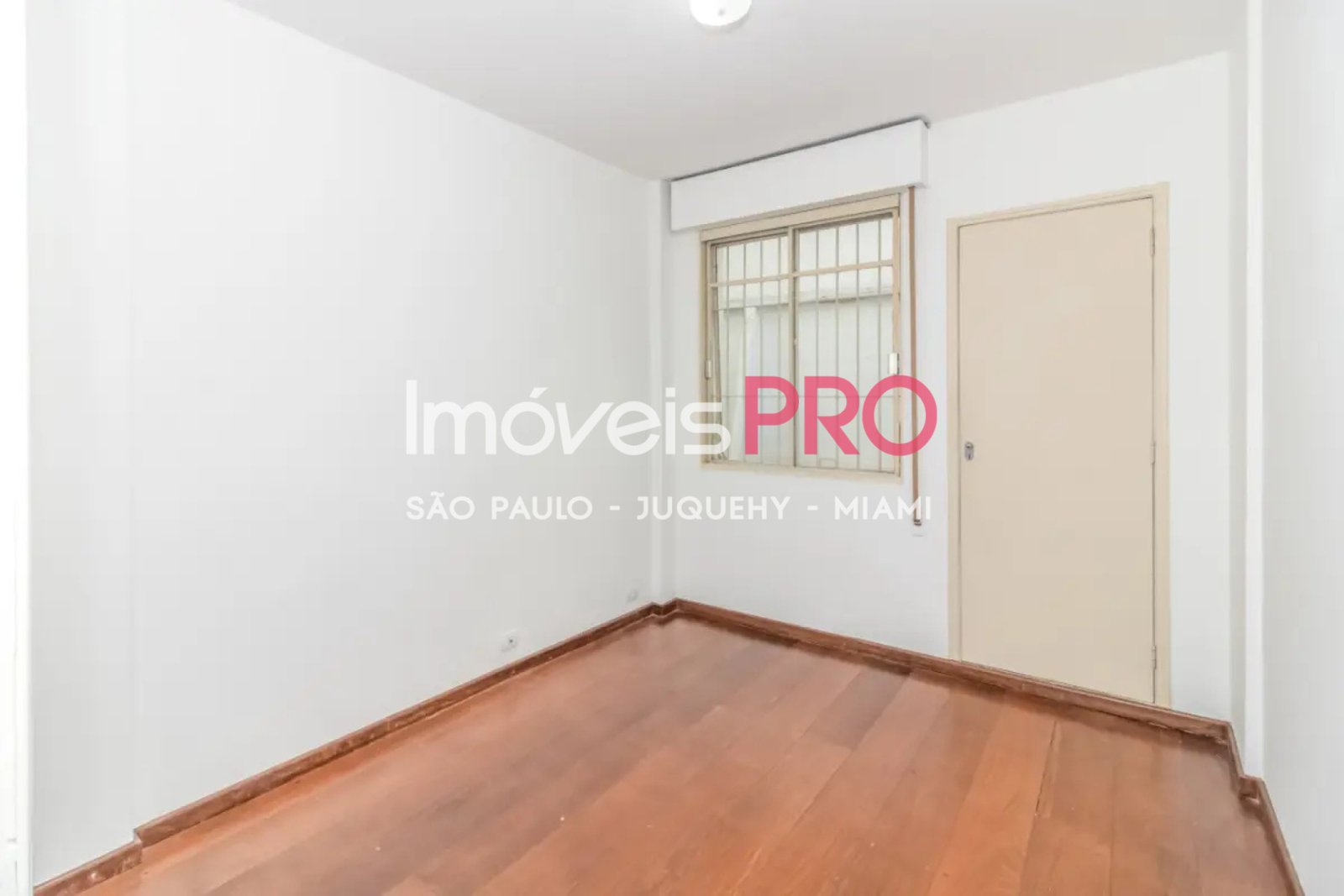 Foto :: https://assets.imoveispro.com.br/thumb/IP40557/apartamento-venda-vila-mariana_IP40557_17_1920x1080.jpg?