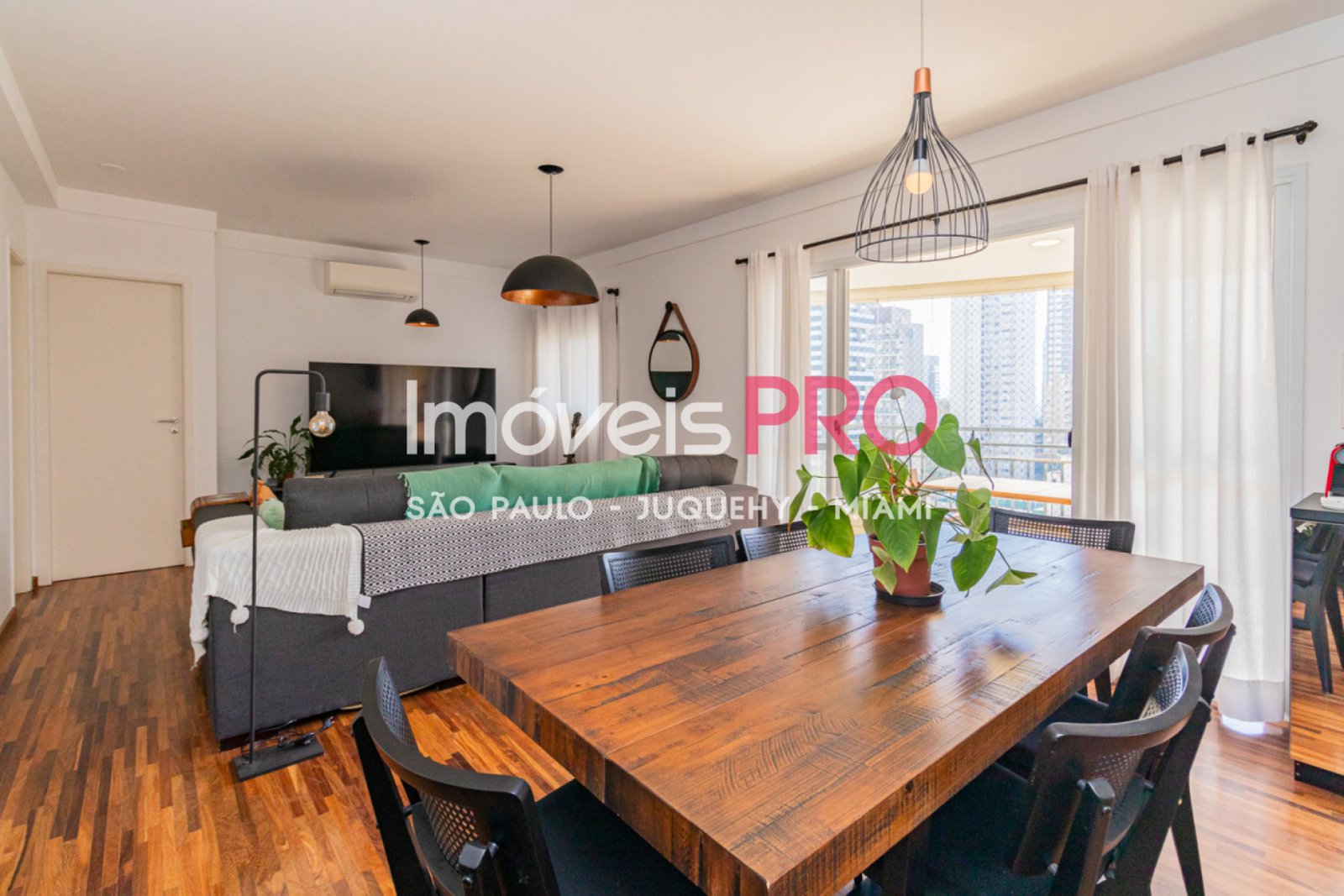 Apartamento de 3 quartos, 127 m², à venda em Moema — foto 1 de 50