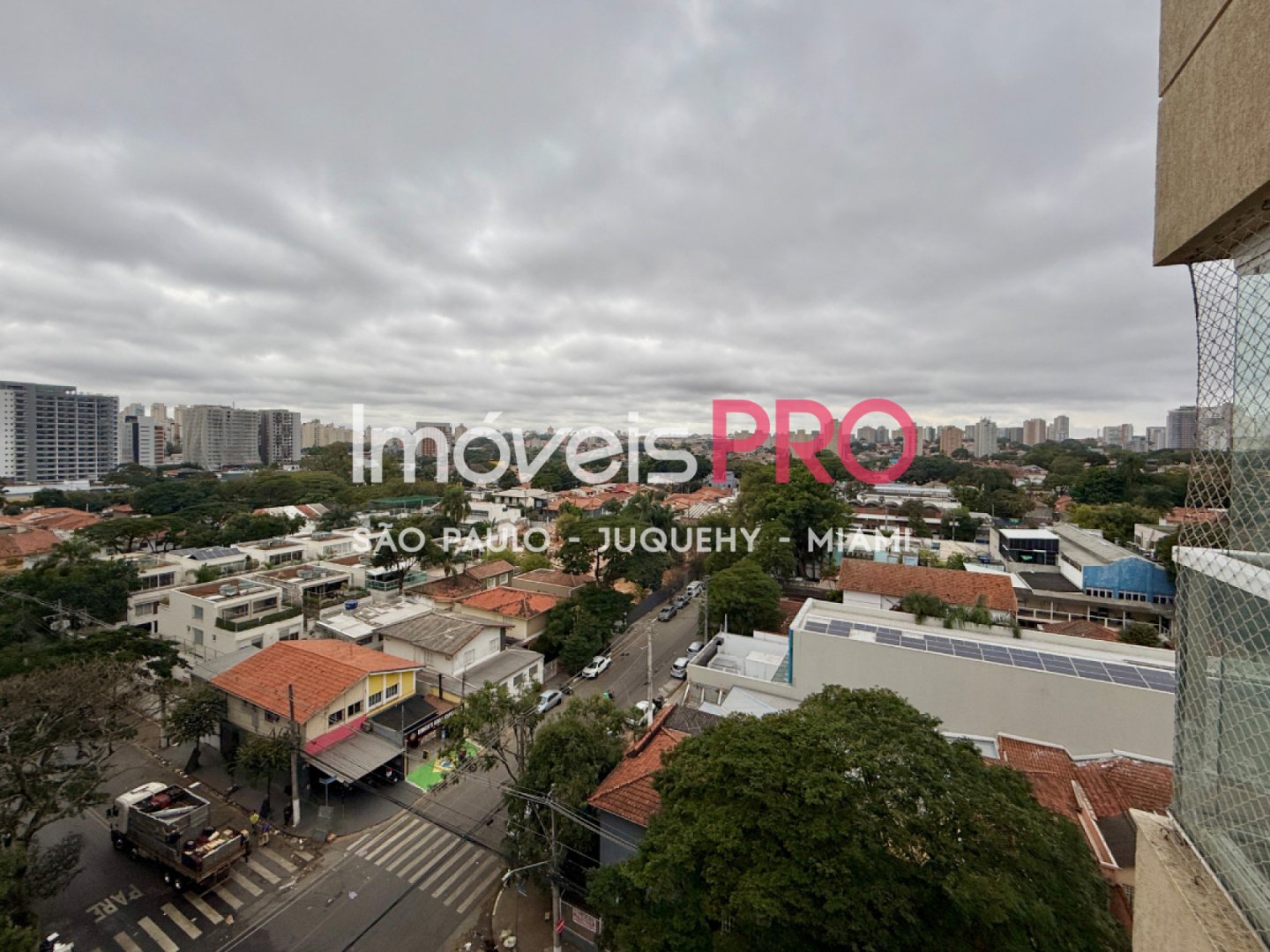 Foto :: https://assets.imoveispro.com.br/thumb/IP40565/cobertura-venda-campo-belo_IP40565_23_1920x1080.jpg?