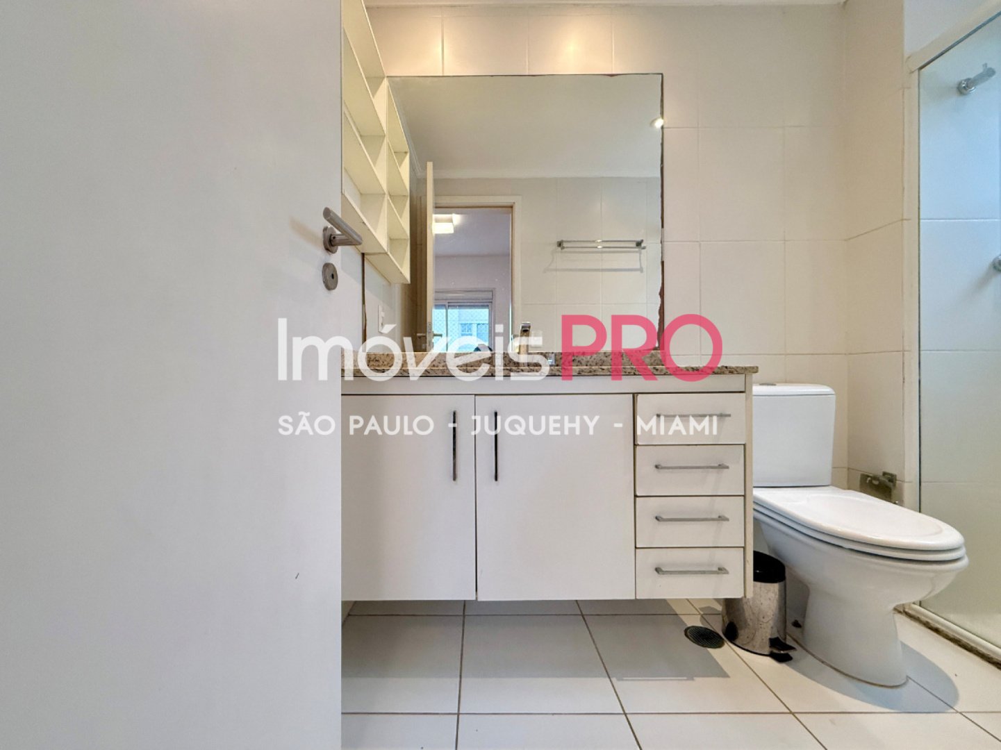 Foto :: IP40565