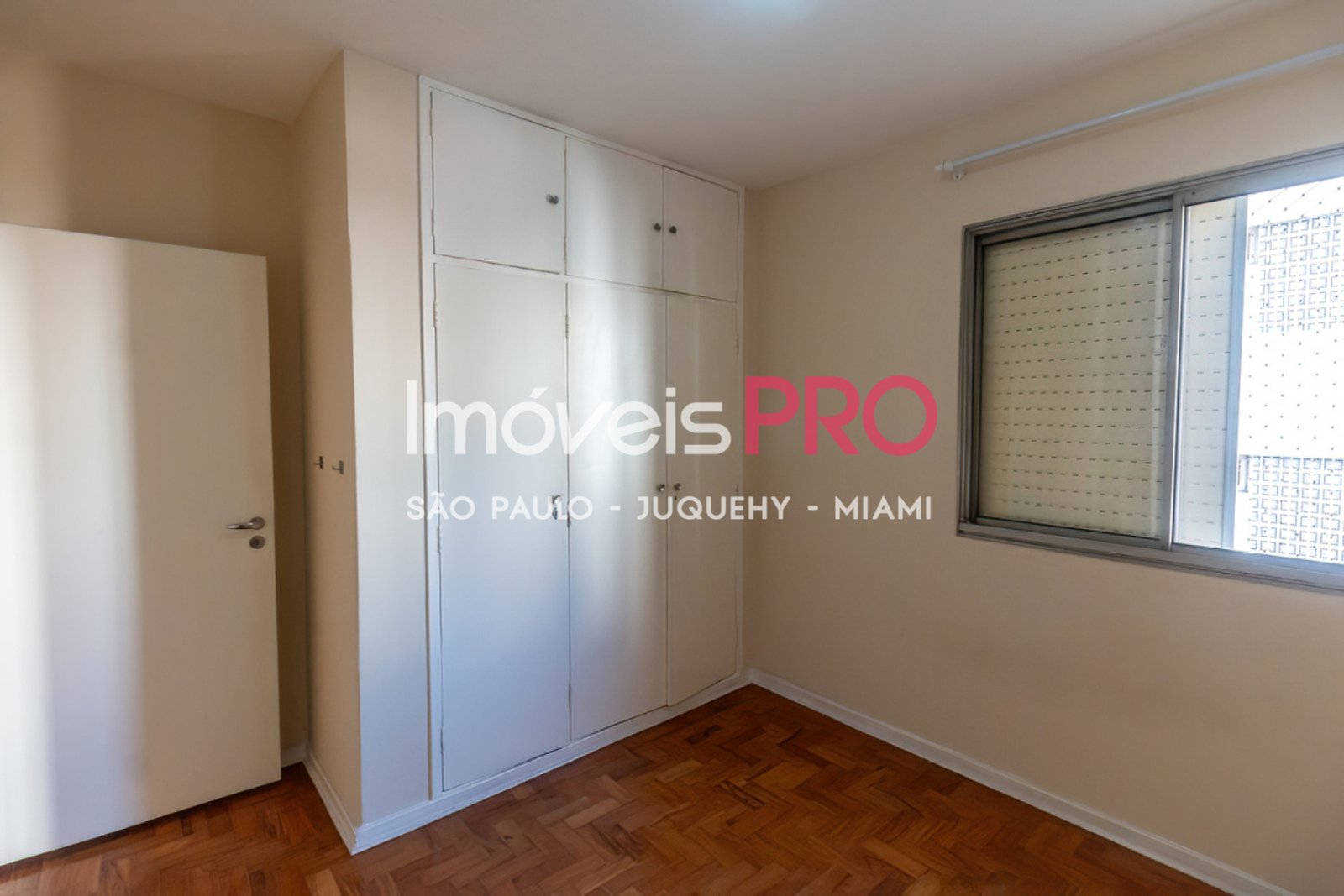 Foto :: https://assets.imoveispro.com.br/thumb/IP40572/apartamento-aluguel-itaim-bibi_IP40572_11_1920x1080.jpg?