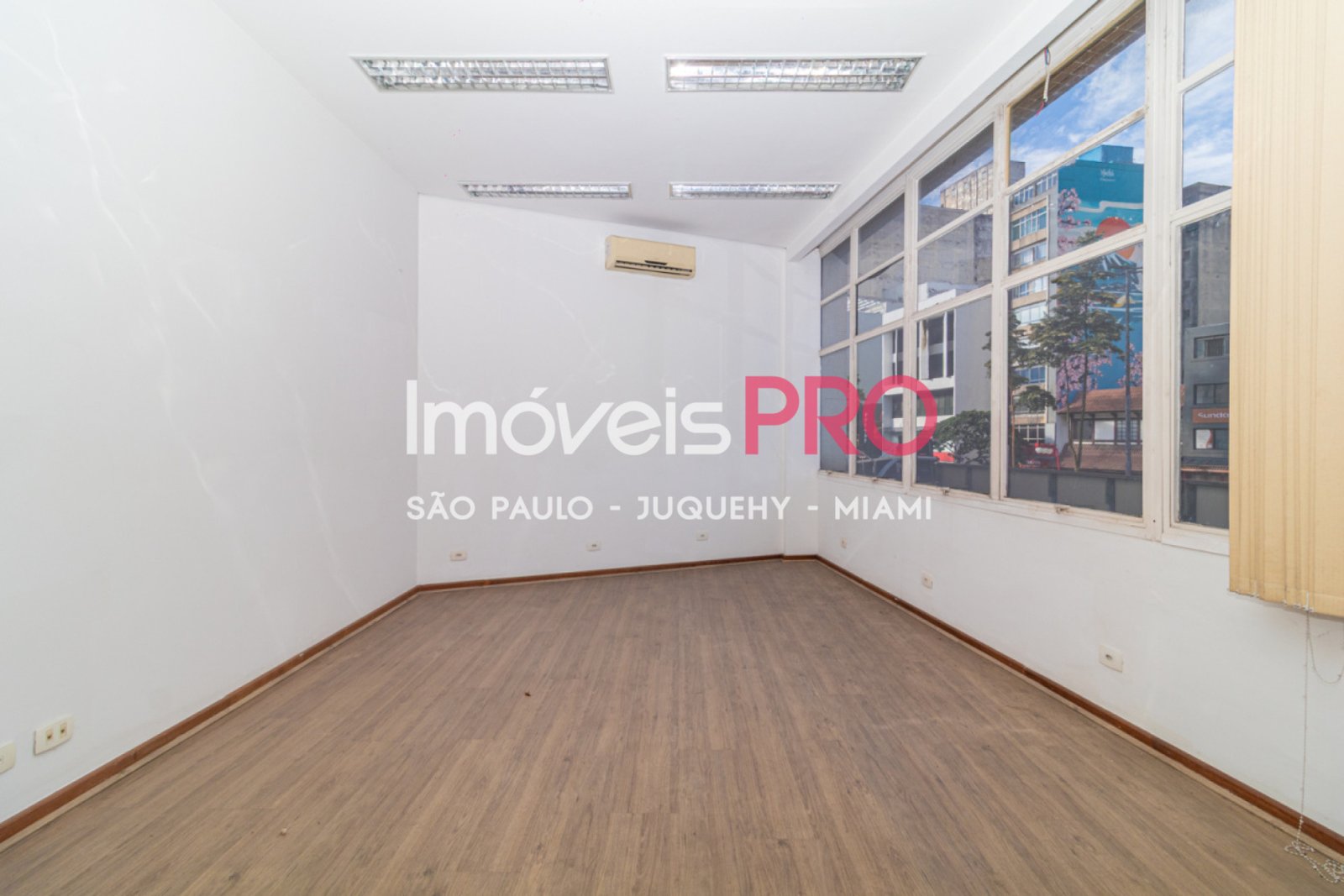 Foto :: https://assets.imoveispro.com.br/thumb/IP40573/predio-venda-liberdade_IP40573_47_1920x1080.jpg?