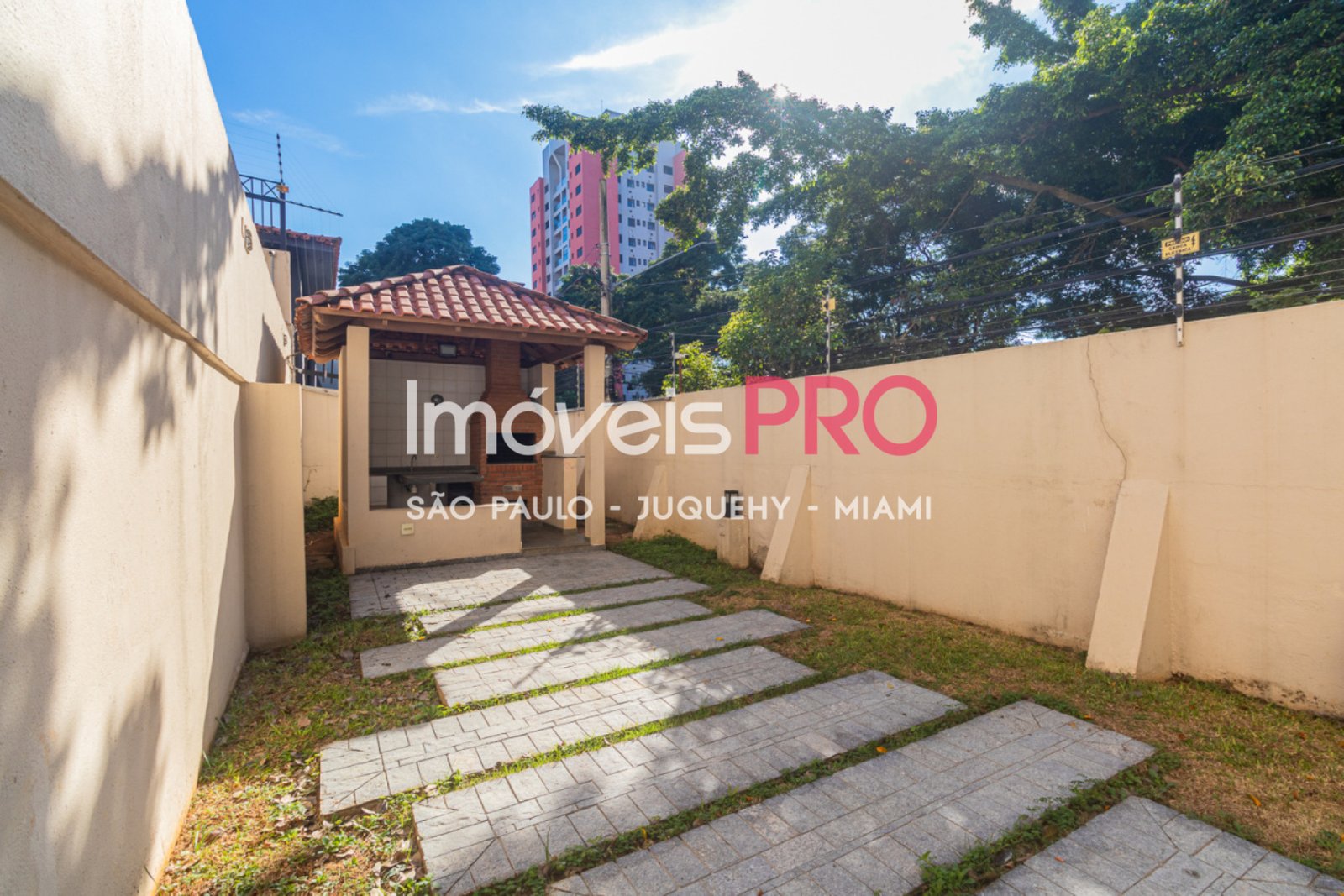 Foto :: https://assets.imoveispro.com.br/thumb/IP40584/apartamento-venda-chacara-inglesa_IP40584_17_1920x1080.jpg?
