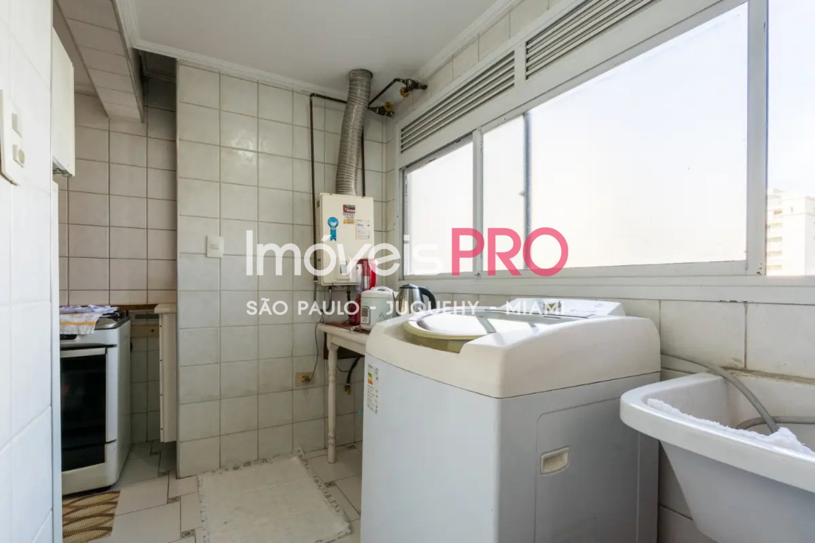 Foto :: IP40585