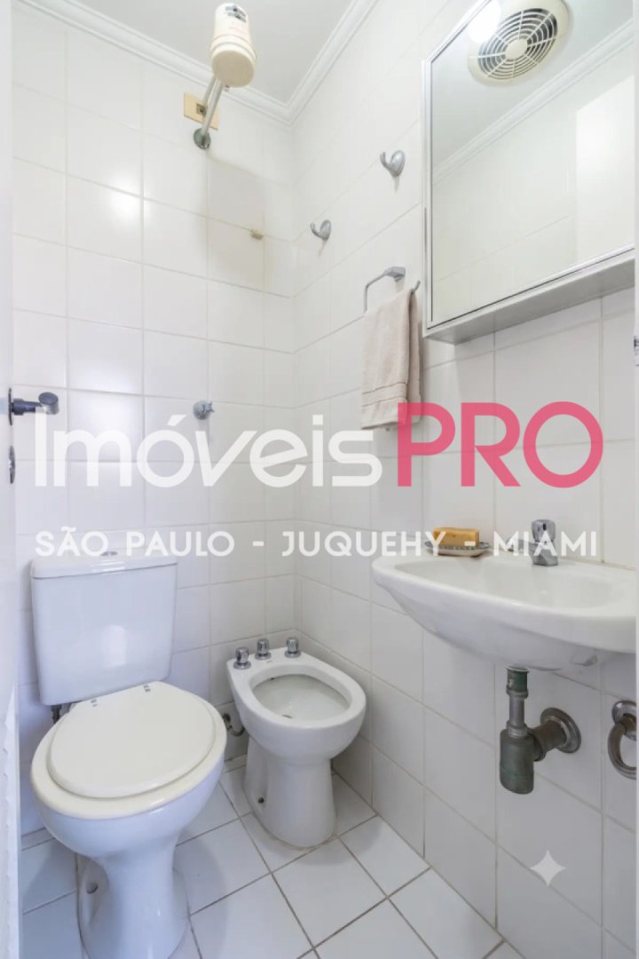 Foto :: https://assets.imoveispro.com.br/thumb/IP40585/apartamento-venda-moema_IP40585_17_1920x1080.jpg?