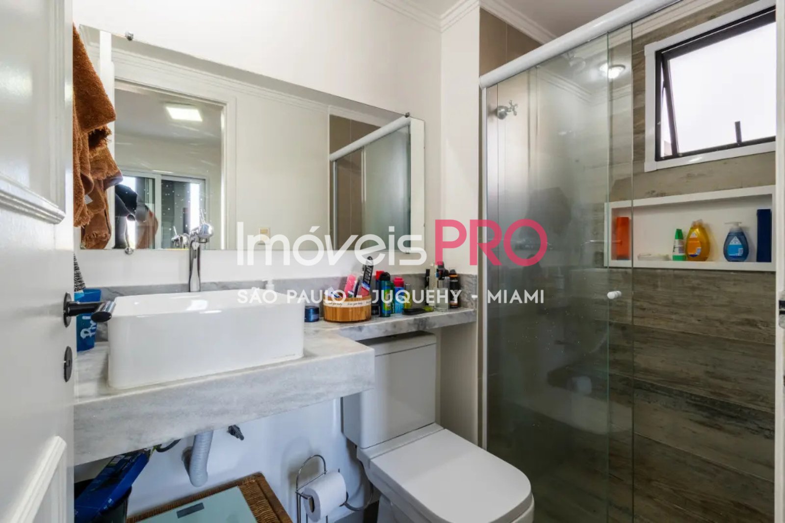 Foto :: IP40585
