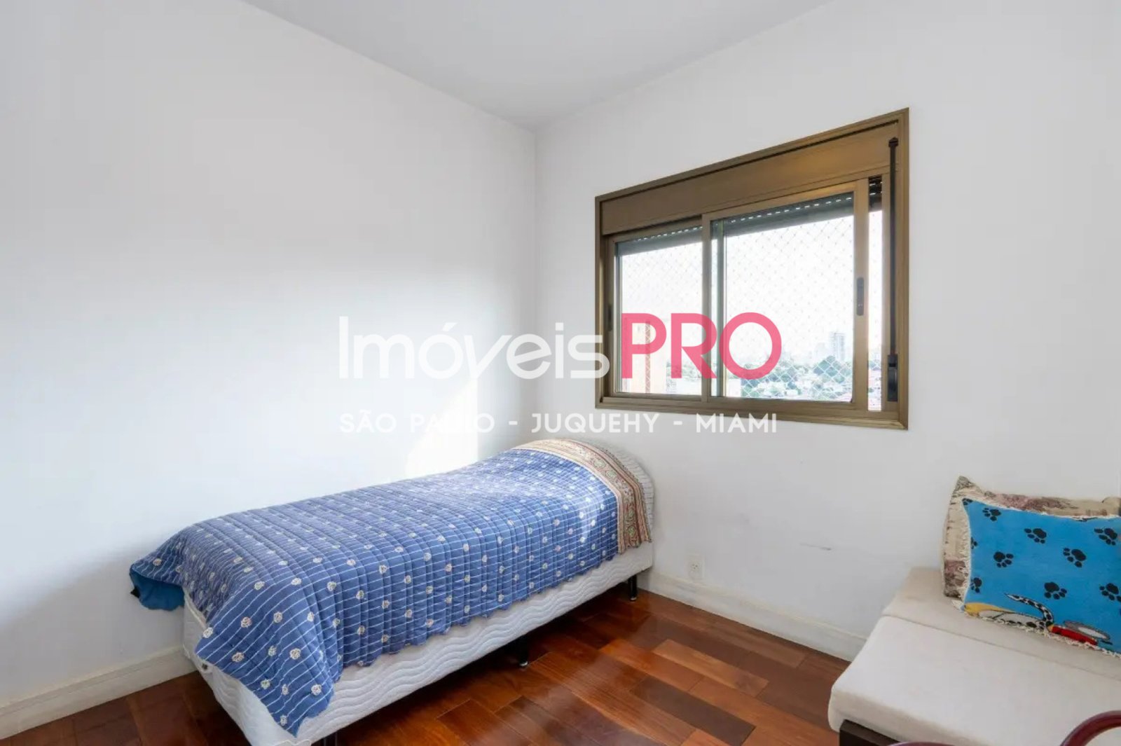 Foto :: IP40586