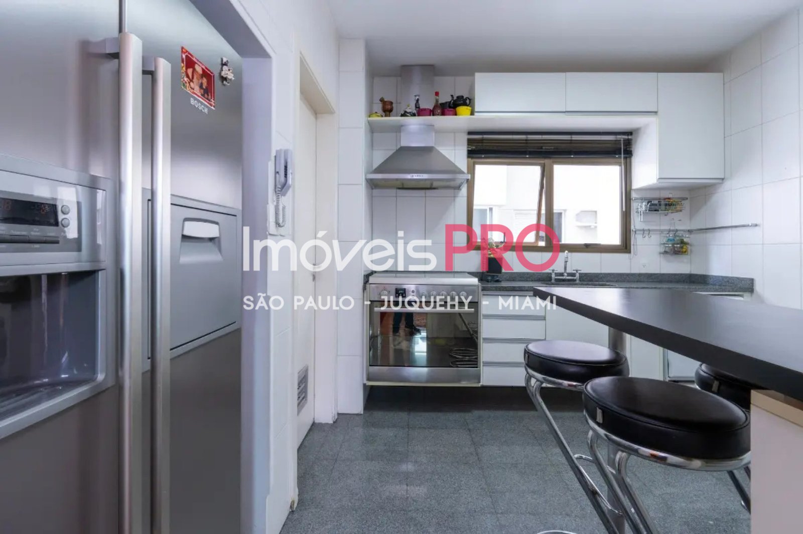 Foto :: https://assets.imoveispro.com.br/thumb/IP40586/apartamento-venda-vila-clementino_IP40586_29_1920x1080.jpg?