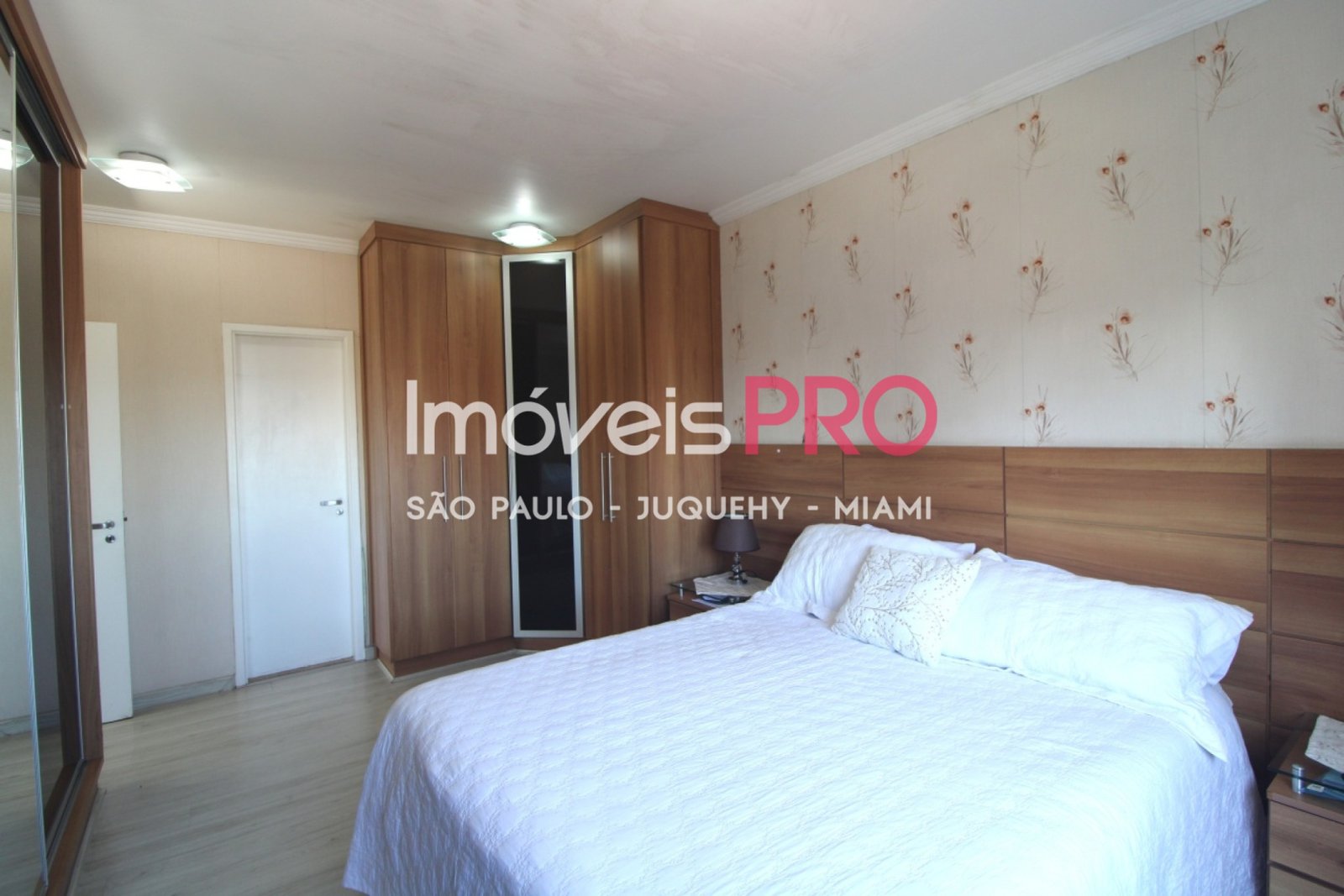 Foto :: https://assets.imoveispro.com.br/thumb/IP40596/apartamento-venda-santo-amaro_IP40596_11_1920x1080.jpg?
