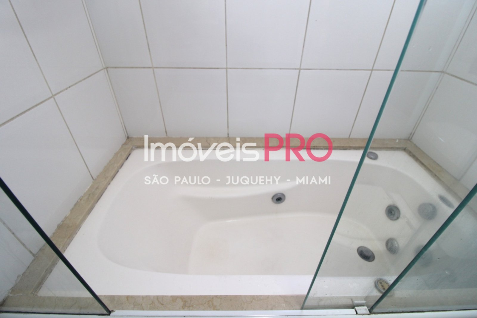 Foto :: IP40596