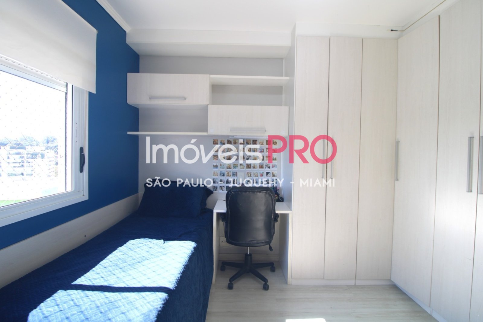 Foto :: IP40596