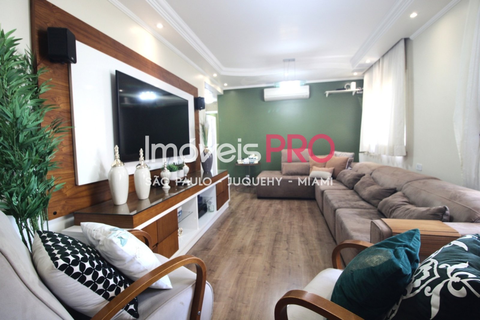 Foto :: IP40596