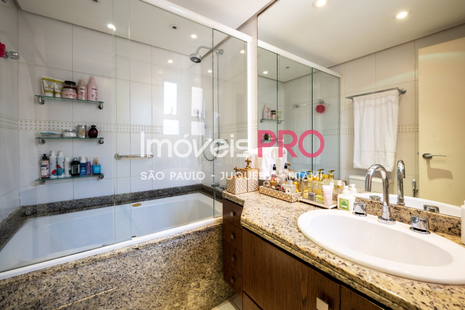 Foto :: https://assets.imoveispro.com.br/thumb/IP40597/apartamento-venda-brooklin_IP40597_17_1920x1080.jpg?