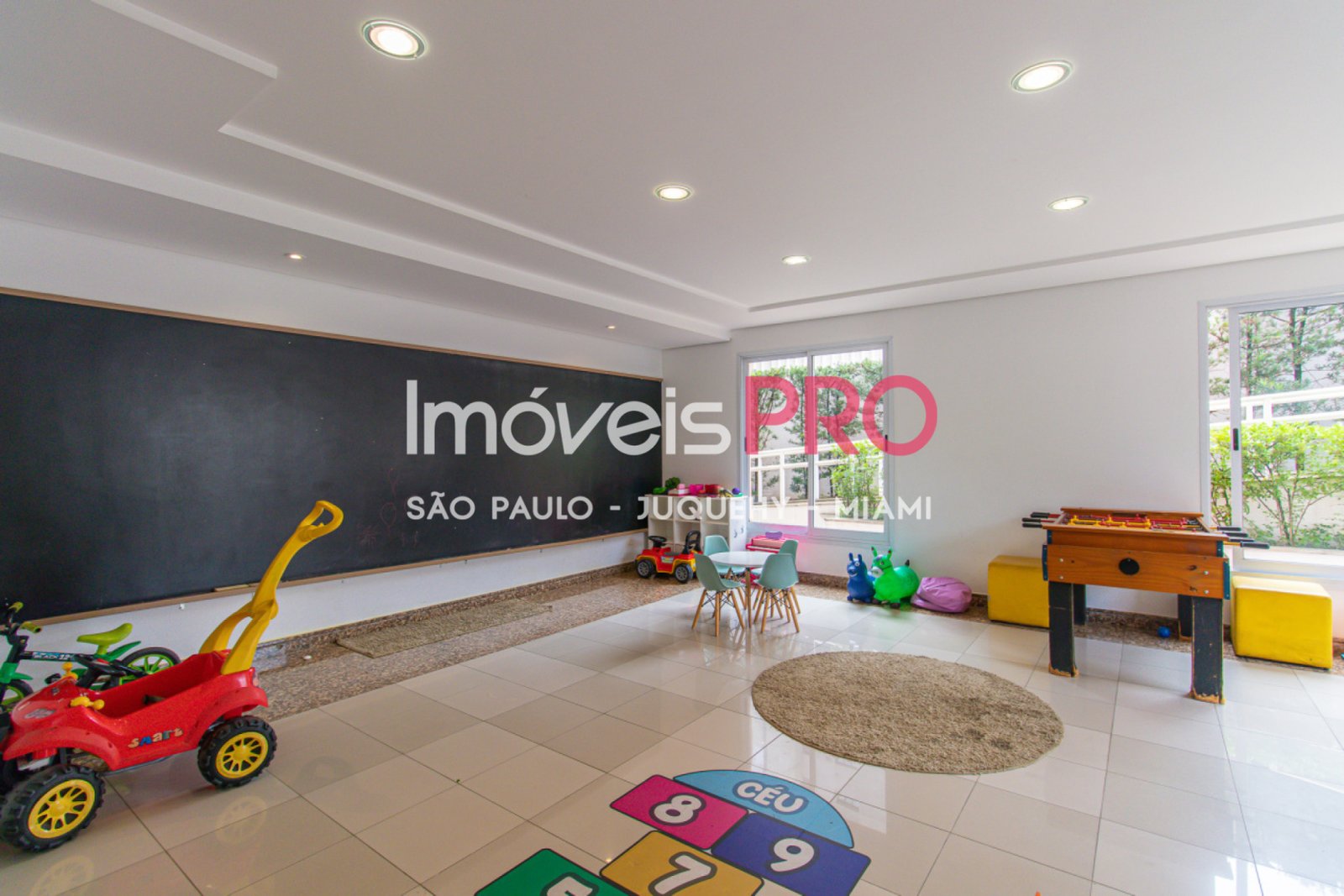 Foto :: IP40597