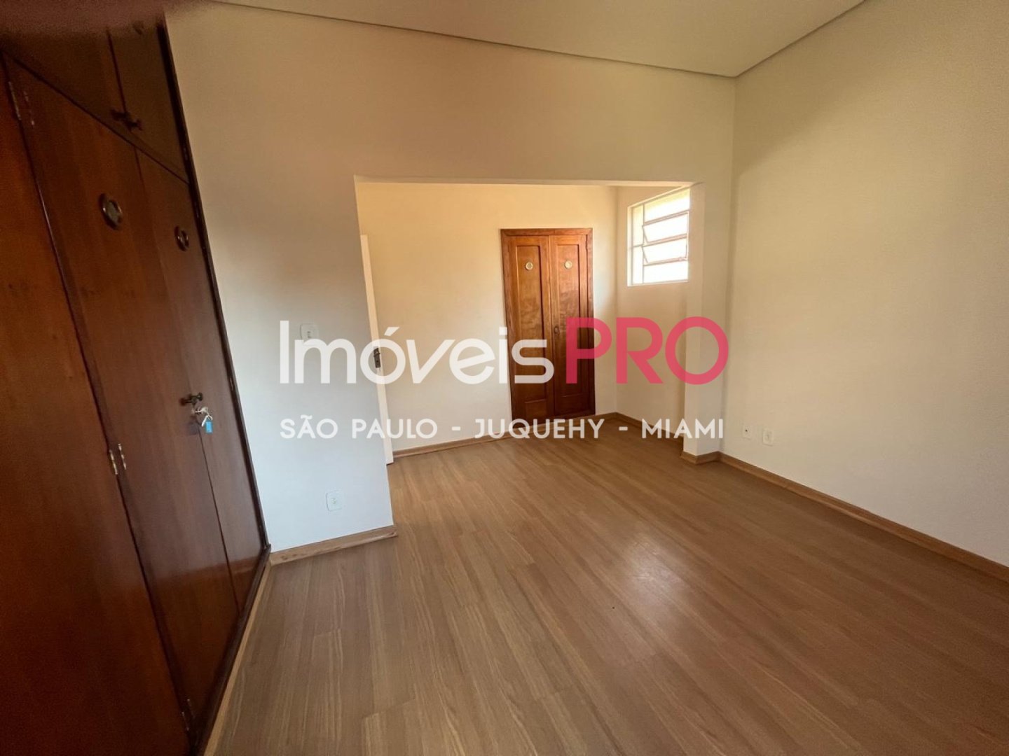 Foto :: https://assets.imoveispro.com.br/thumb/IP40613/casa-de-vila-venda-planalto-paulista_IP40613_29_1920x1080.jpg?