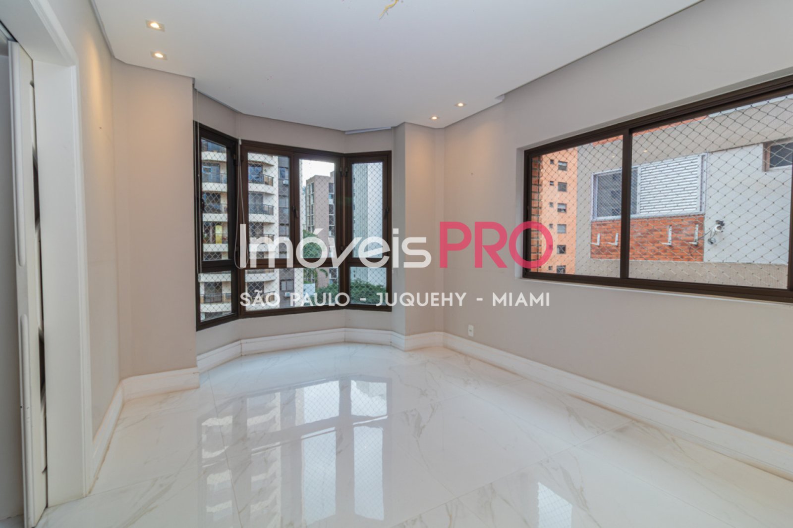 Foto :: https://assets.imoveispro.com.br/thumb/IP40614/apartamento-venda-jardim-paulista_IP40614_11_1920x1080.jpg?